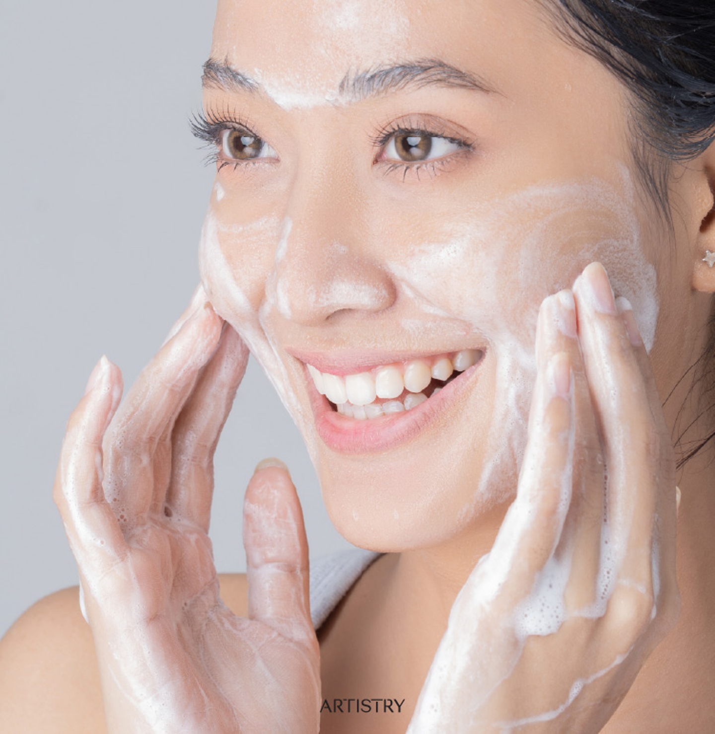 แต่งหน้าไม่ติด แก้ยังไง